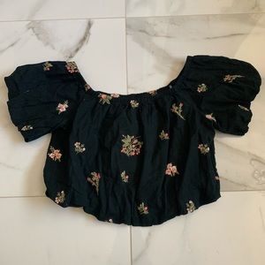 American Eagle off the shoulder top